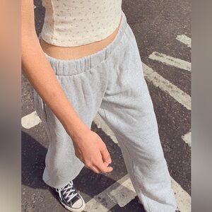 brandy Melville Rosa sweatpants grey